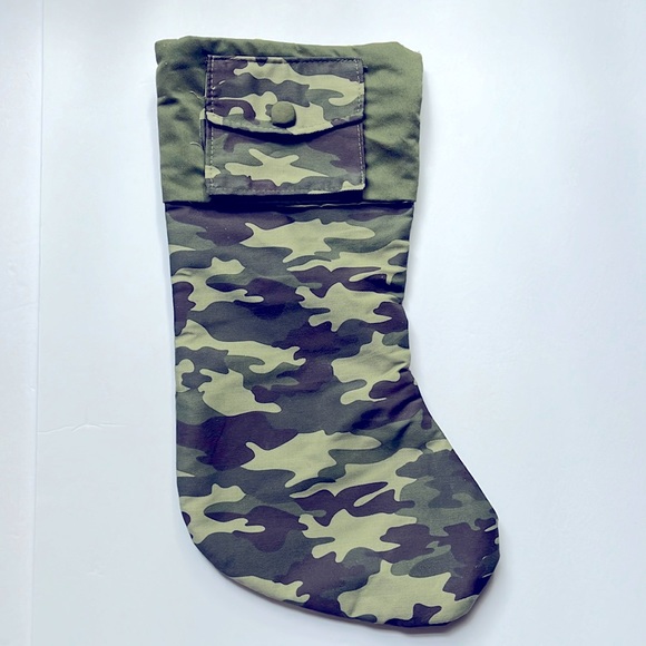Camo Christmas Stocking NWOT Green Camouflage - Picture 2 of 8